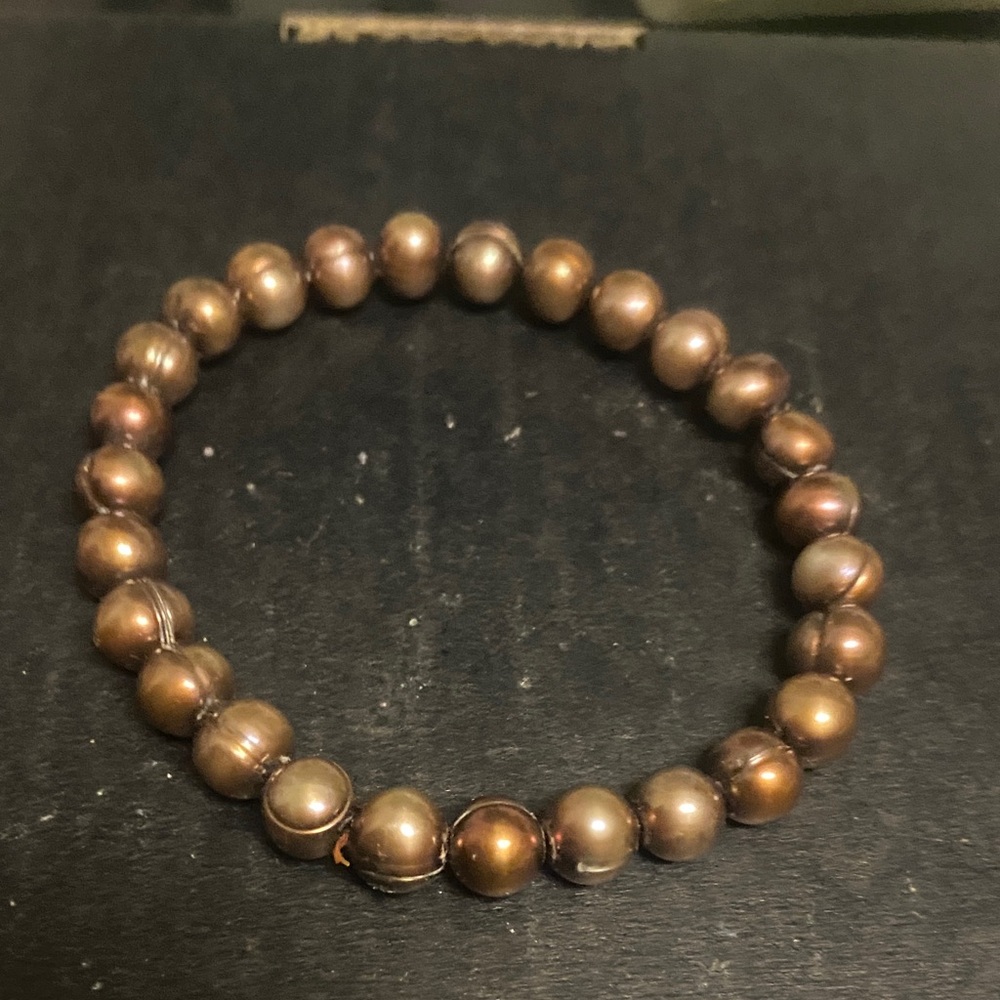 Elegant Brown Pearl Bracelet